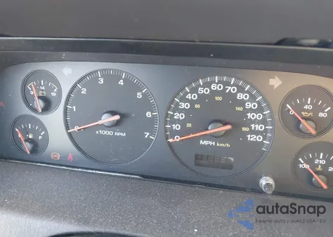 2000 Jeep Grand Cherokee Laredo z USA, uszkodzony, nr VIN 1J4G248S3YC270639